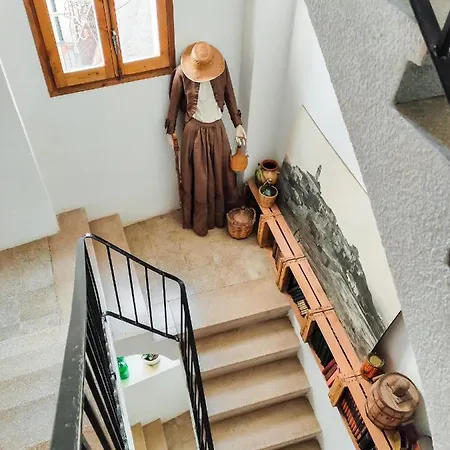 Les Voltes I - 2bd Hidden Gem In Hilltop Wine Village Apartment Barbara